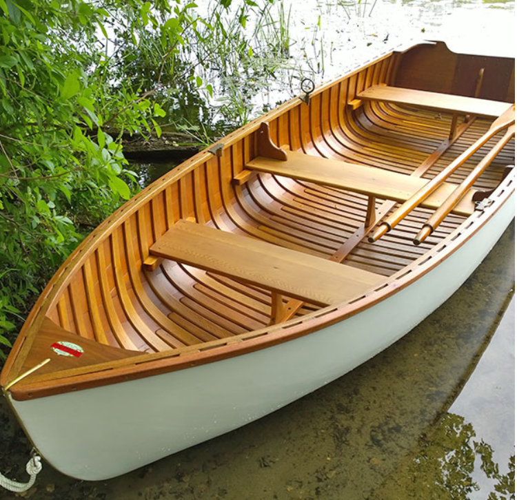Boat finished with TotalBoat Lust Matte varnish